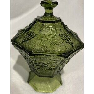 Anchor Hocking Avocado Green Glass Candy Dish With Grape Leaf Pattern Octagon